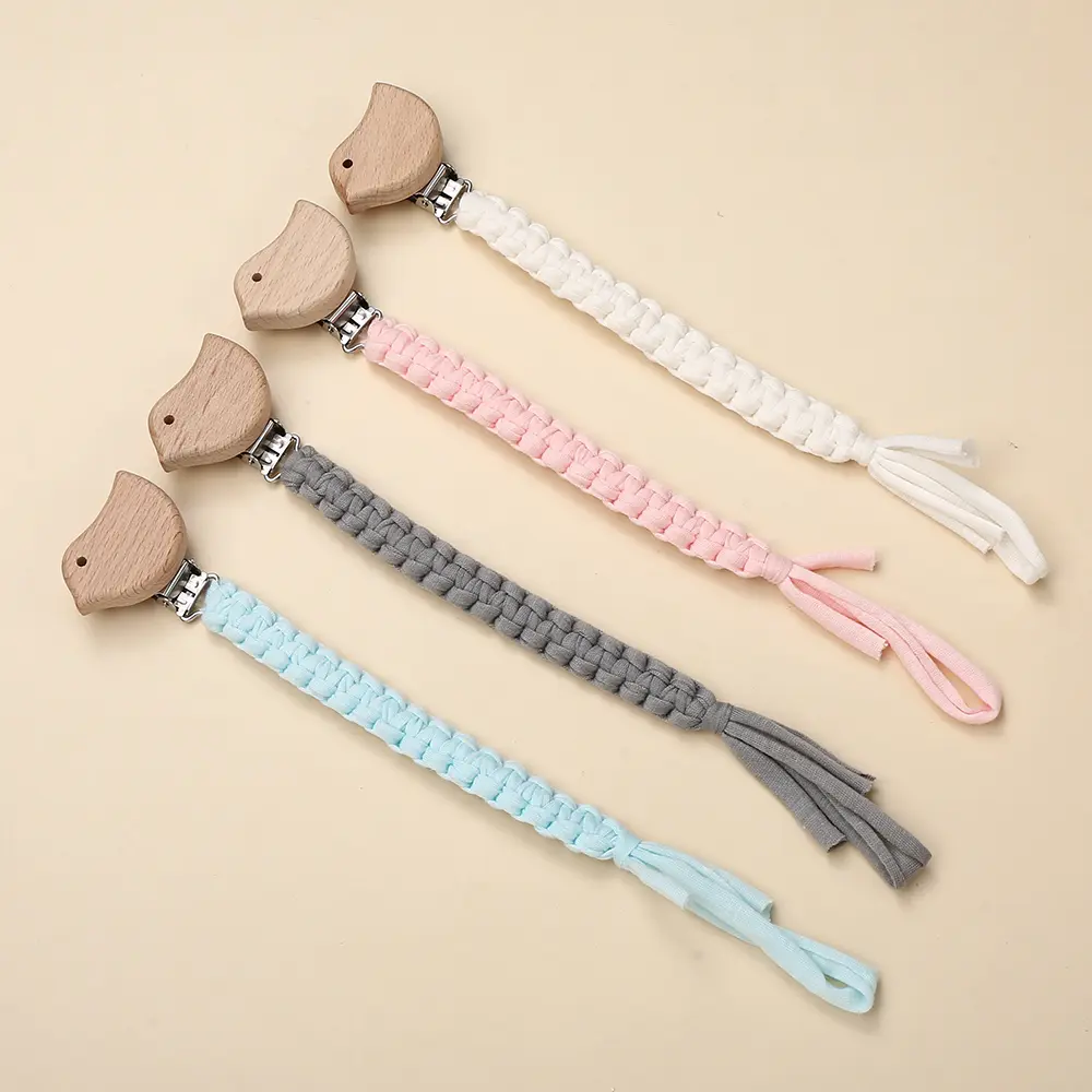 Cartoon Bird Shaped Beech Wood Bracket Clip Hand Woven Pacifier Chain Baby Pacifier Dummy Bracket Chain Nursing Chew Toy