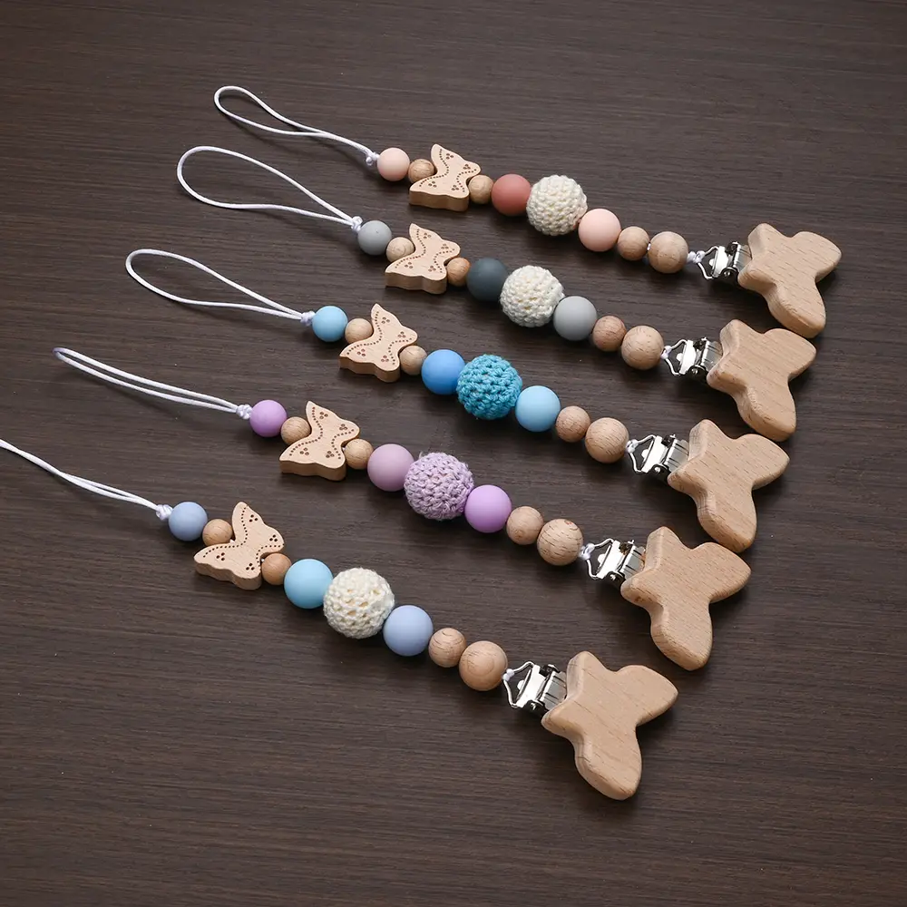 2Pcs Cartoon Animal Butterfly Beech Wooden Pacifier Baby Pacifier Clip Nipple Holder Dummy Holder Pacifier Clip for Baby Toys