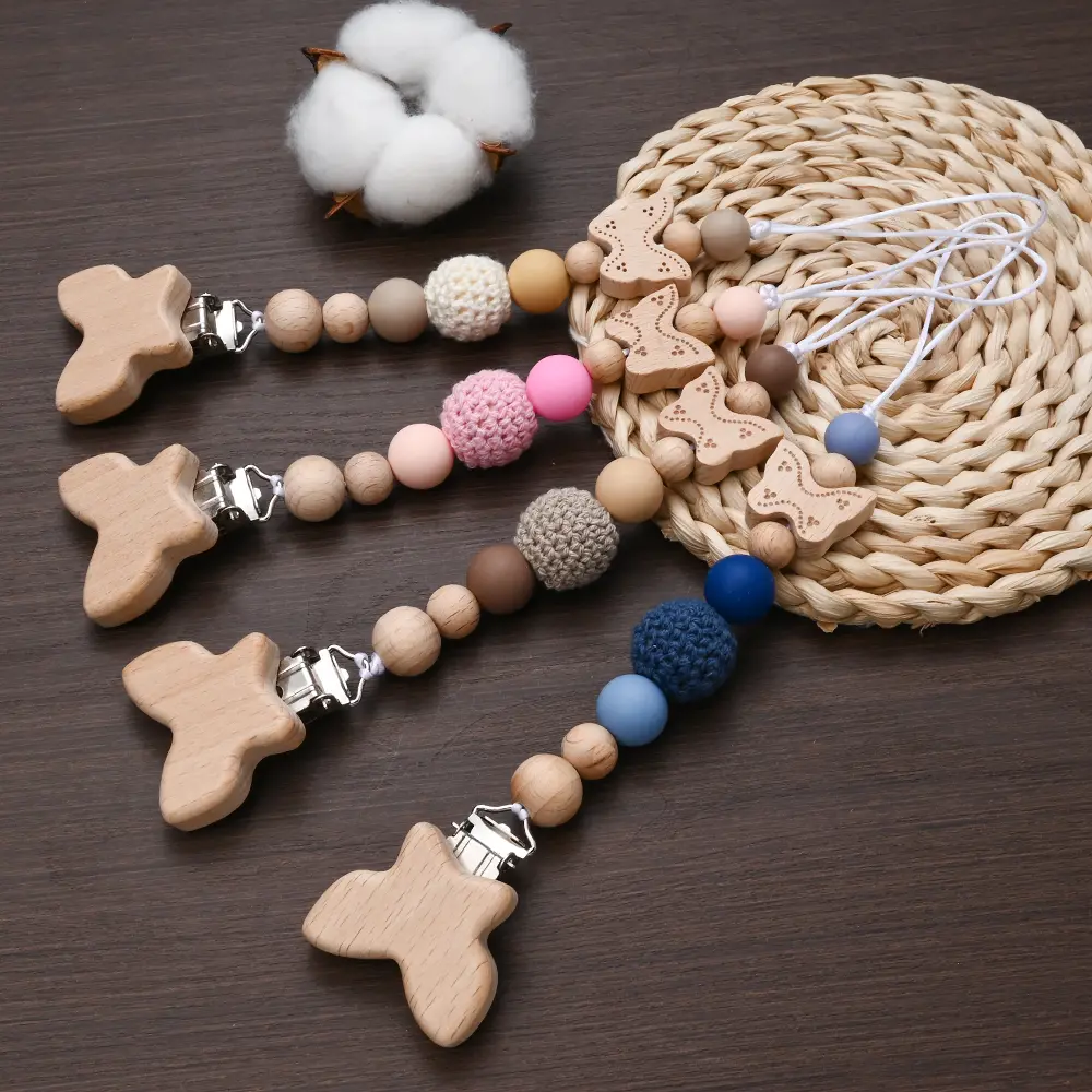 2Pcs Cartoon Animal Butterfly Beech Wooden Pacifier Baby Pacifier Clip Nipple Holder Dummy Holder Pacifier Clip for Baby Toys