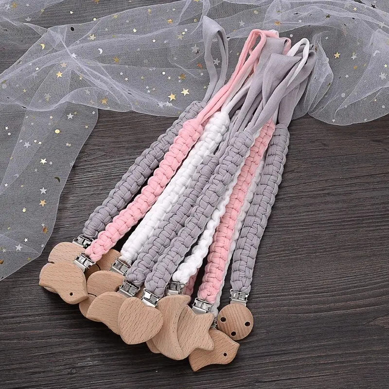 New Crochet Cotton Baby Pacifier Chain Moon Heart Beech Wood Clip For Handmade Baby Nipple Soother Chain Teething Toy