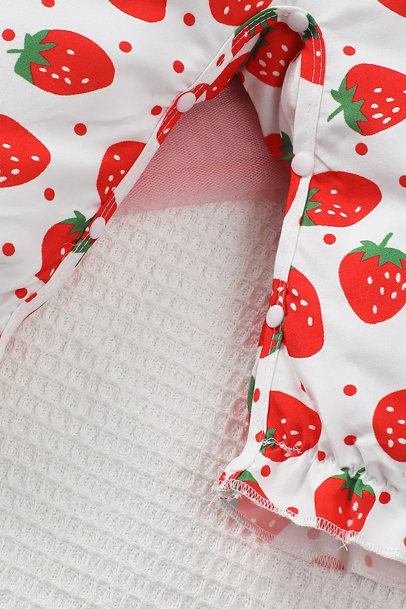 Summer Baby Girl Jumpsuit Strawberry Print and Butterfly Knot Splicing Bodysuit suitable for Newborns Baby girl 0-18 Months
