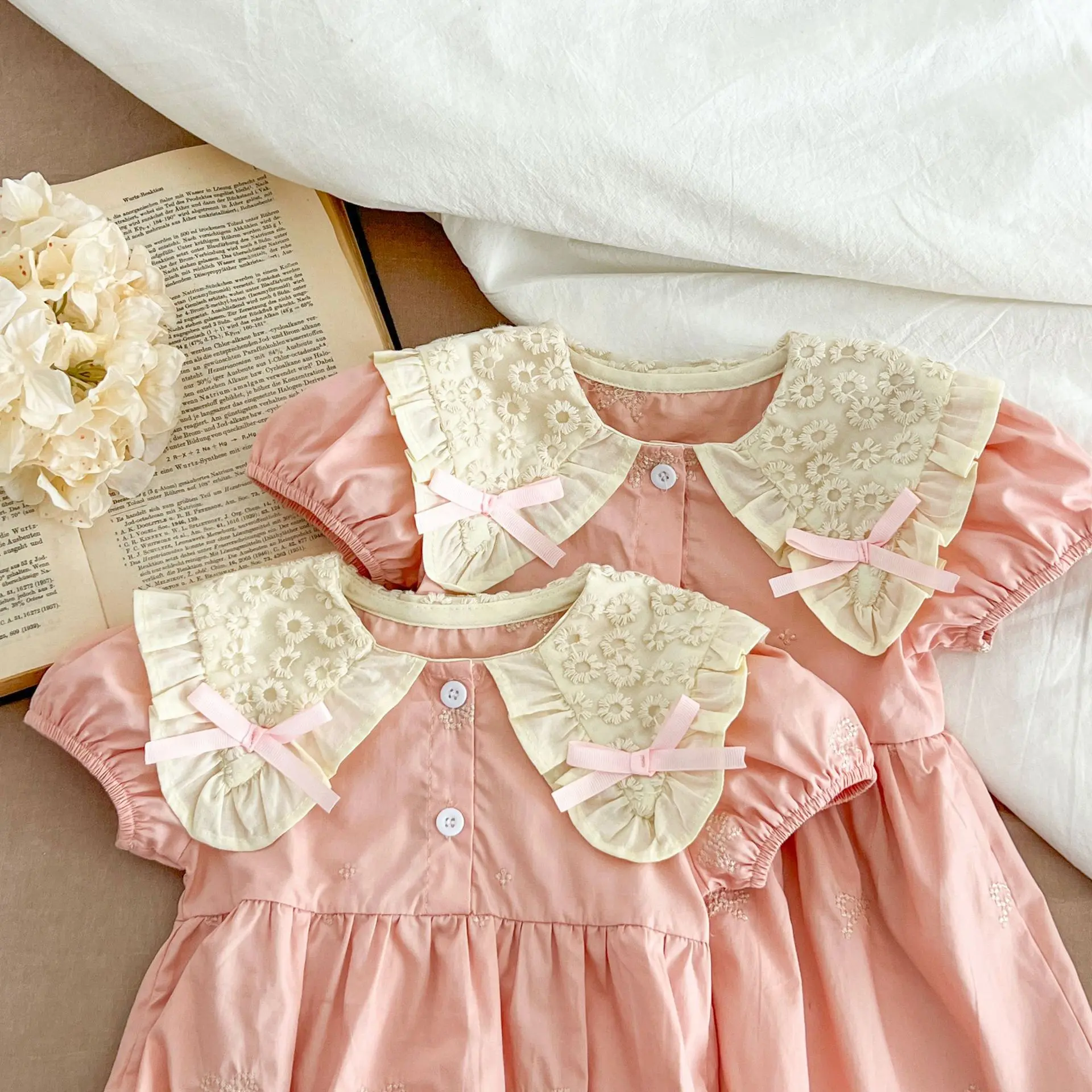 Summer Girls Casual Dress Korean Fashion Dress Girls Party Embroidered Bow Costumes Kids Pink Lace Puff Sleeve Princess Dresses