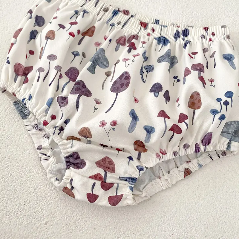 Autumn new baby clothing, 0-3 year old female baby mushroom print lotus leaf collar long sleeved top+bread pants 2-piece set