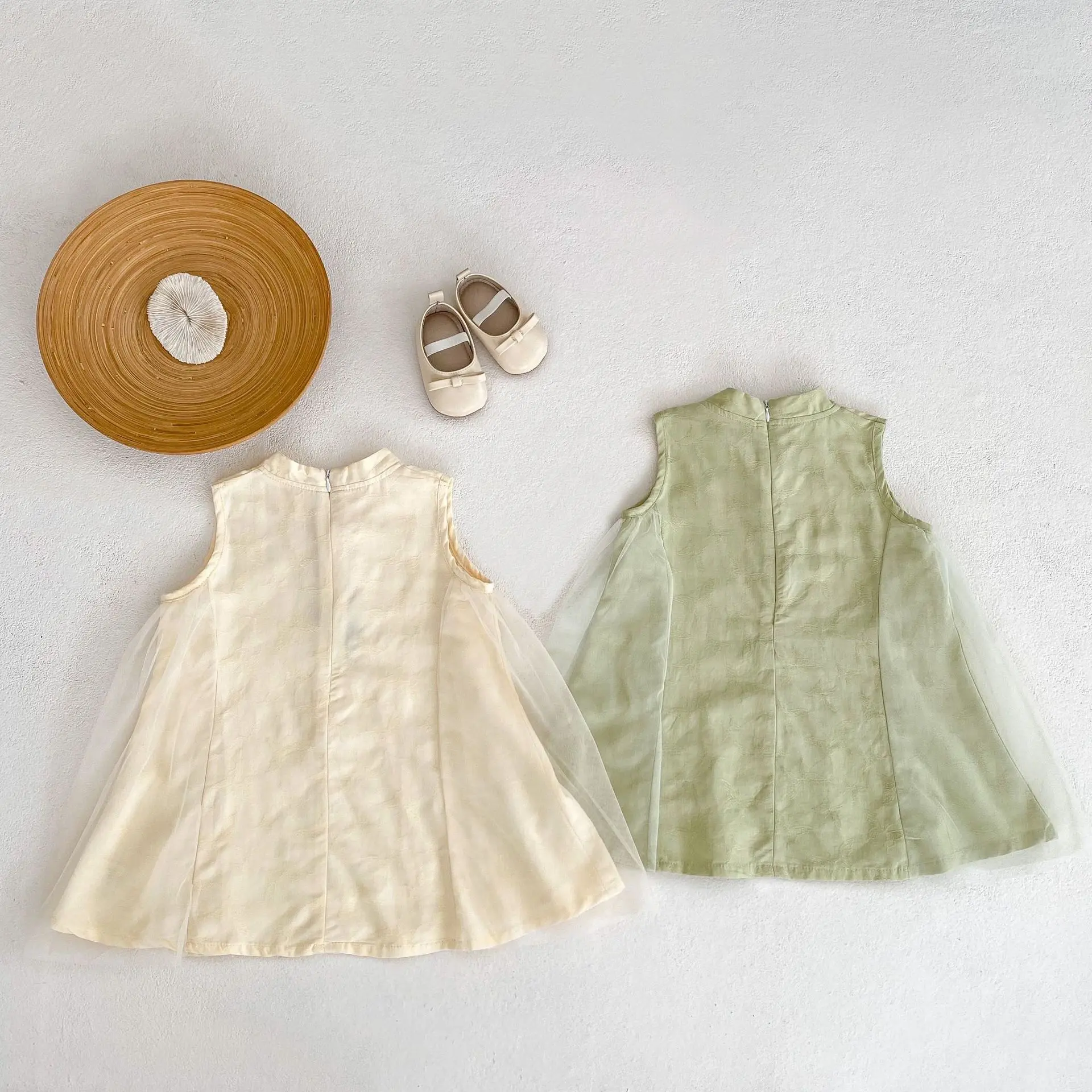Summer new 0-3 year old baby clothing, exquisite embroidered sleeveless dress with standing collar cheongsam for baby girls