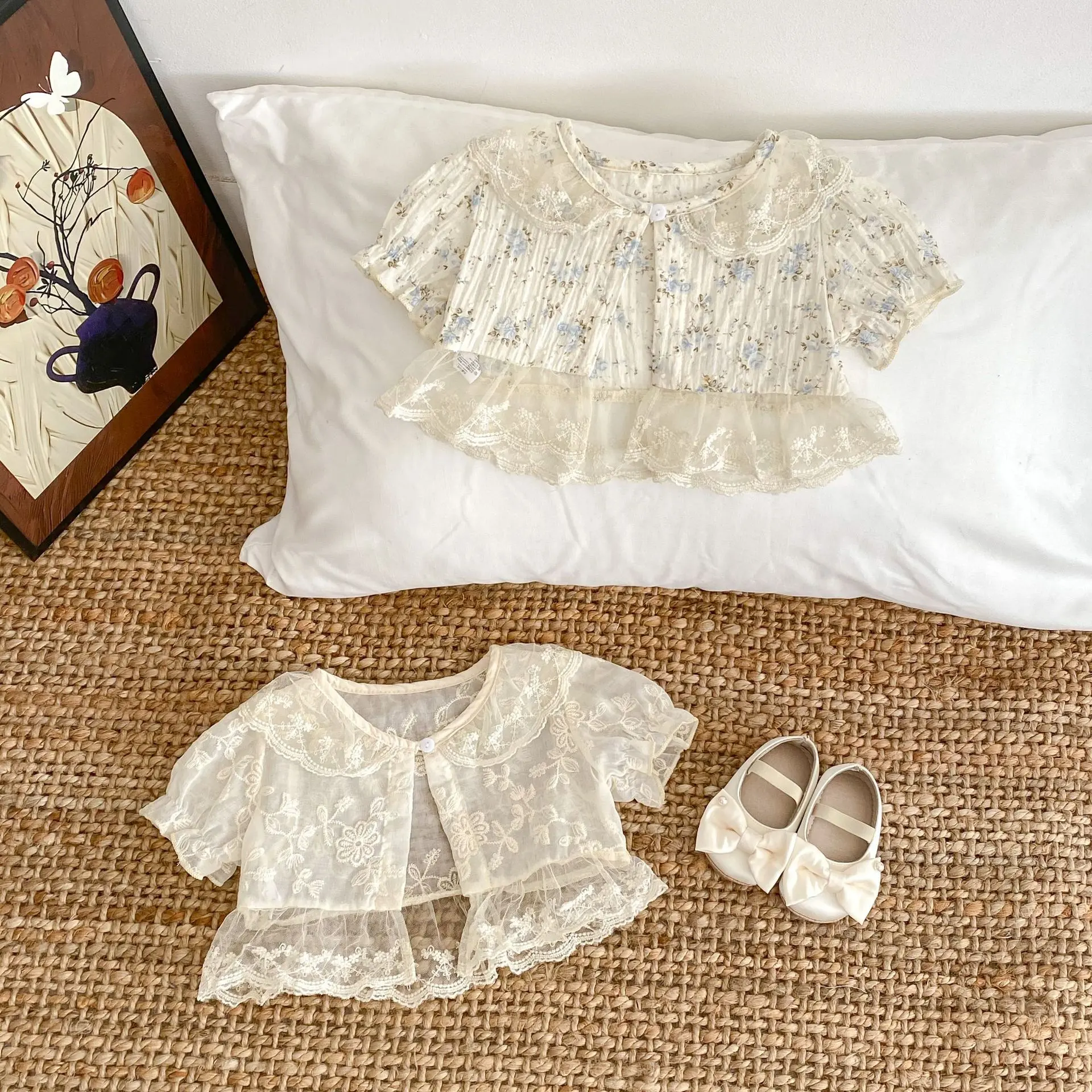 Summer new baby clothes for 0-3 years old, light and breathable cotton top, floral lace stitching small coat, cardigan