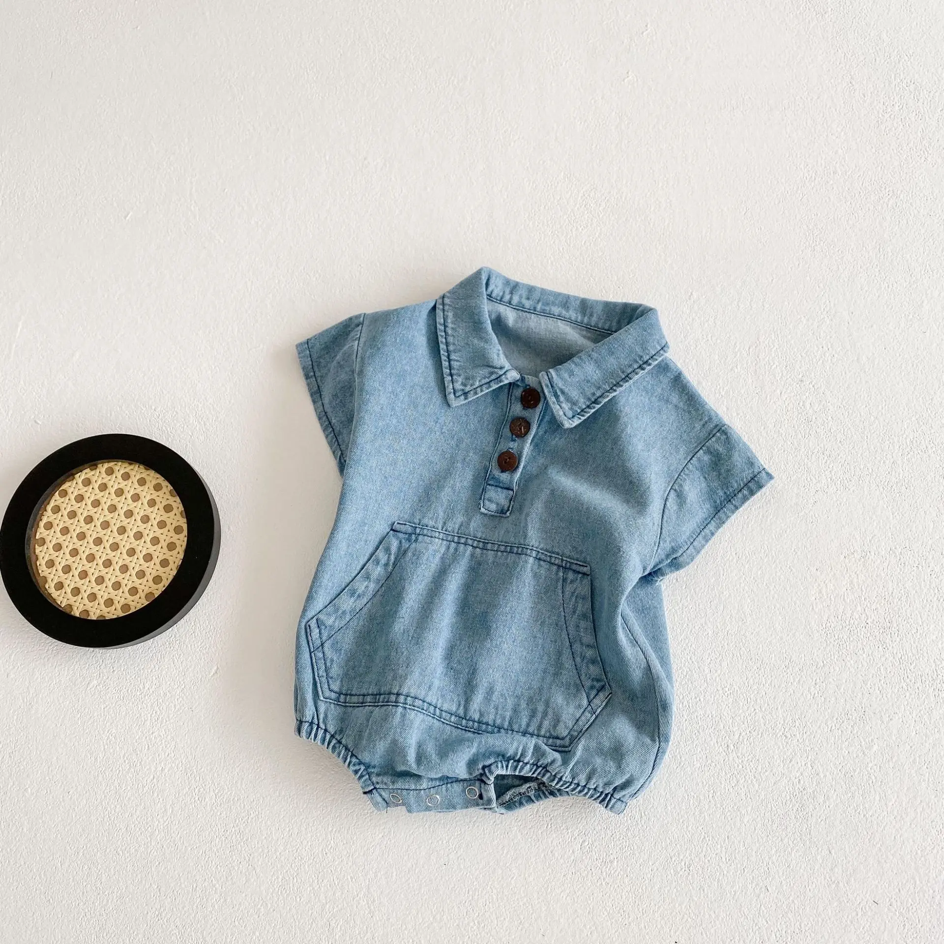 Summer new baby clothes for 0-3 years old, fashionable baby denim short-sleeved jumpsuit, large pocket denim jumpsuit