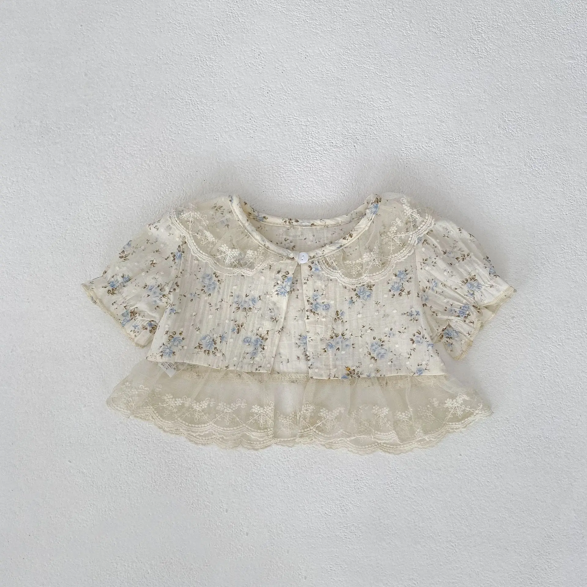 Summer new baby clothes for 0-3 years old, light and breathable cotton top, floral lace stitching small coat, cardigan