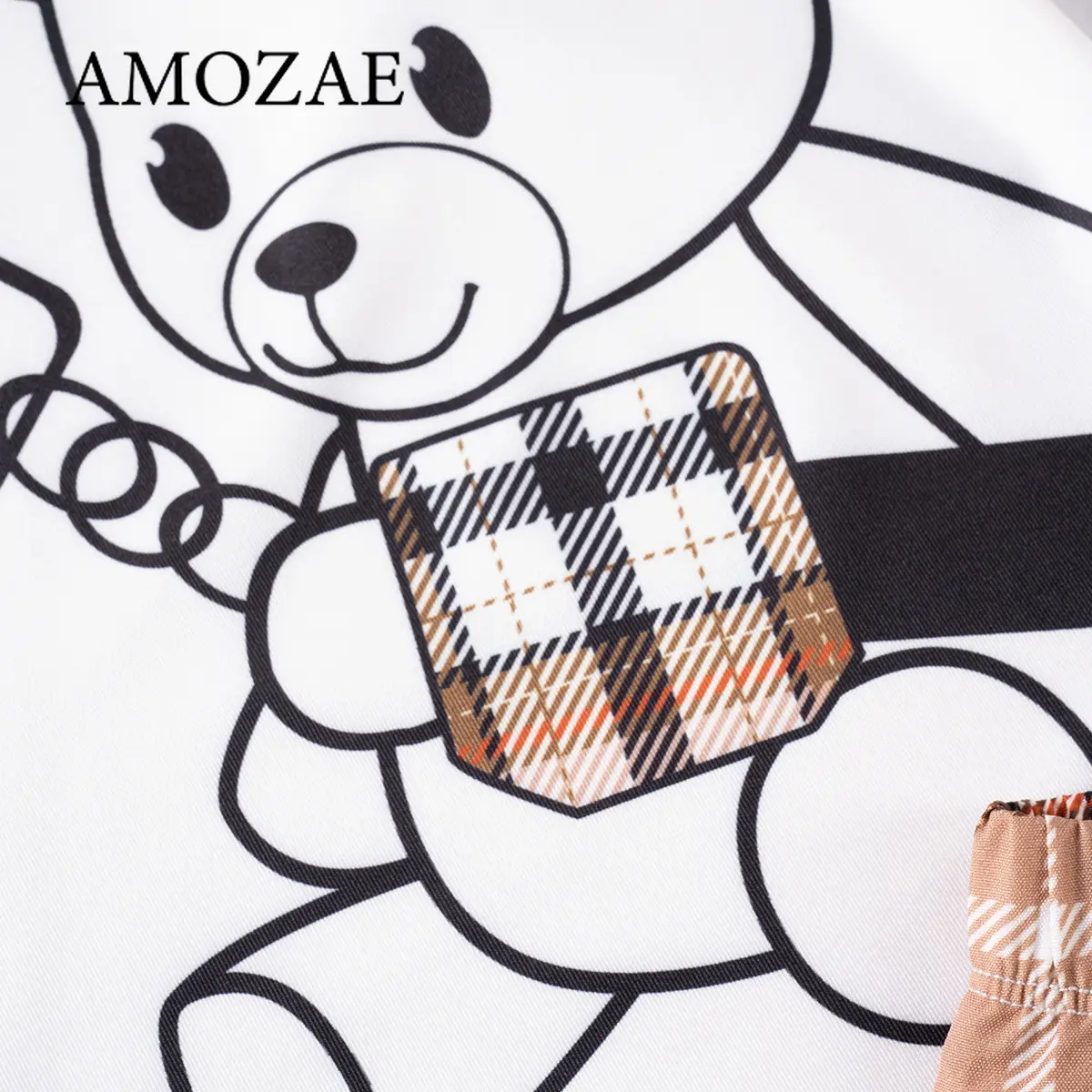 Hot Boys and Children 2-piece Set Casual Bear Print T-shirt and Plaid Shorts Summer Set Comfortable Breathable New Style