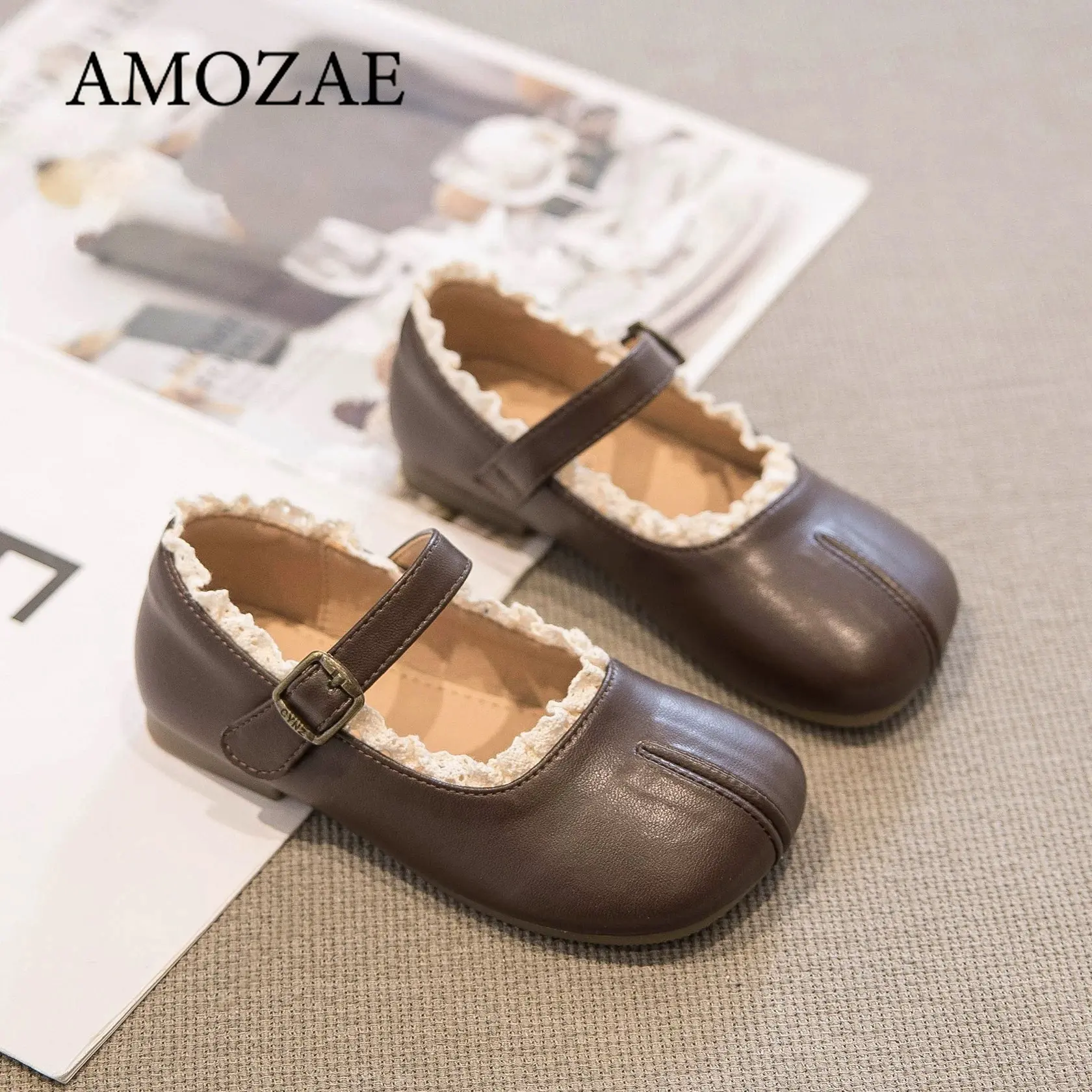 New Children's Flats Simple Lolita Girls Princess Leather Shoes Walking Versatile Sweet Pleated Kids Causal Fashion Shoes