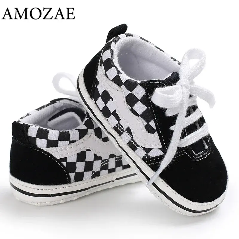 Toddler First Walker Baby Boys Shoes Black Canvas Sneakers Soft Sole Pram Flats Anti-slip Trainers Casual Infant Shoes 0-18M