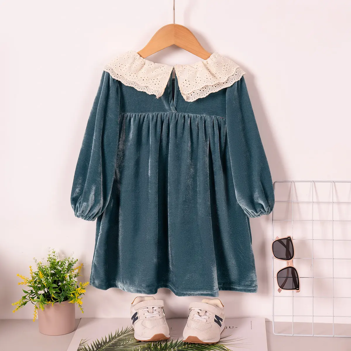 Spring Autumn Girls' Gold Velvet Solid Color Dress Girls' Hooded Lace Collar Long Sleeve Skirt Girls Party Dresses Kids Clothes