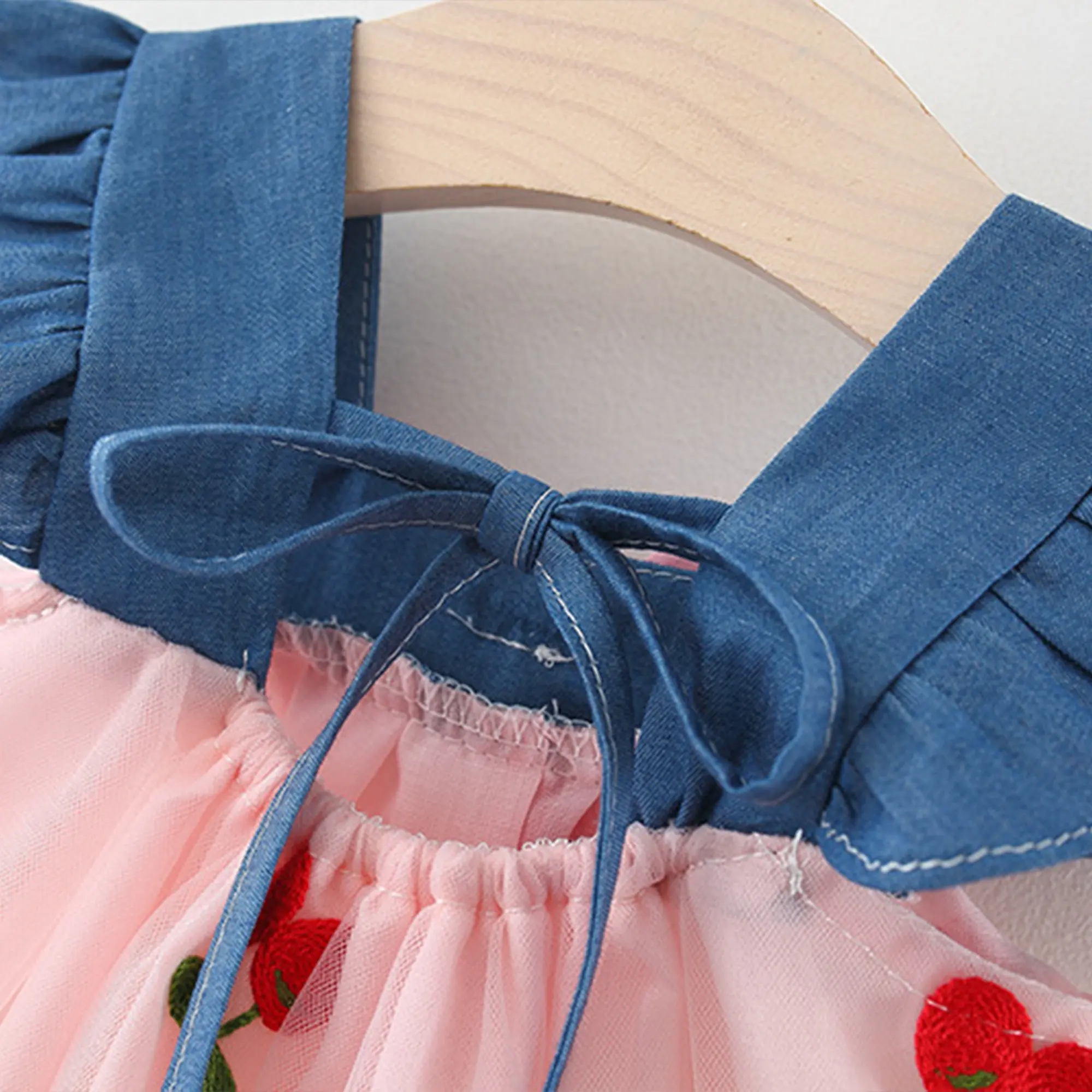 Baby Girl Dresses Princess Flying Sleeves Cherry Embroidery Yarn Skirt Bow  Children Clothes Summer Sweet Style Birthday Party