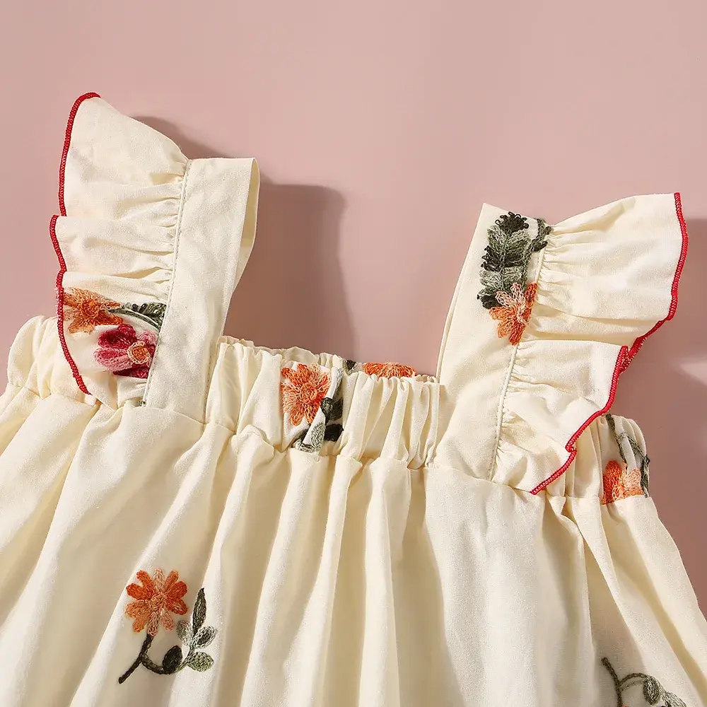Summer Girl Cotton Sleeveless Set 2/Piece Girl Flower Embroidered Little Flying Sleeve Top+Solid Color Shorts