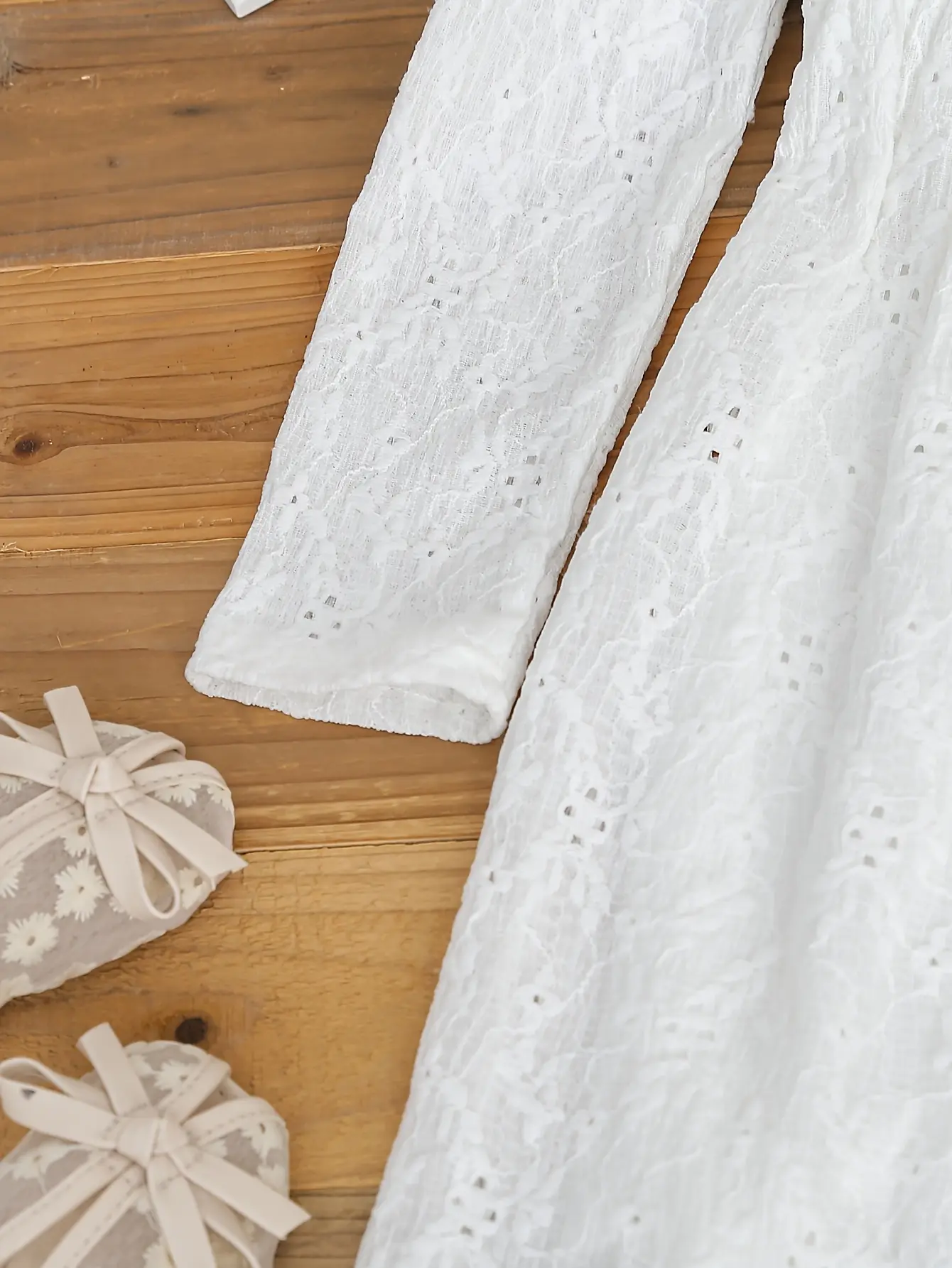 Spring And Summer Knitted Jacquard Fabric Sweet And Cute White Dress For Girls Outdoor Casual Short Skirt