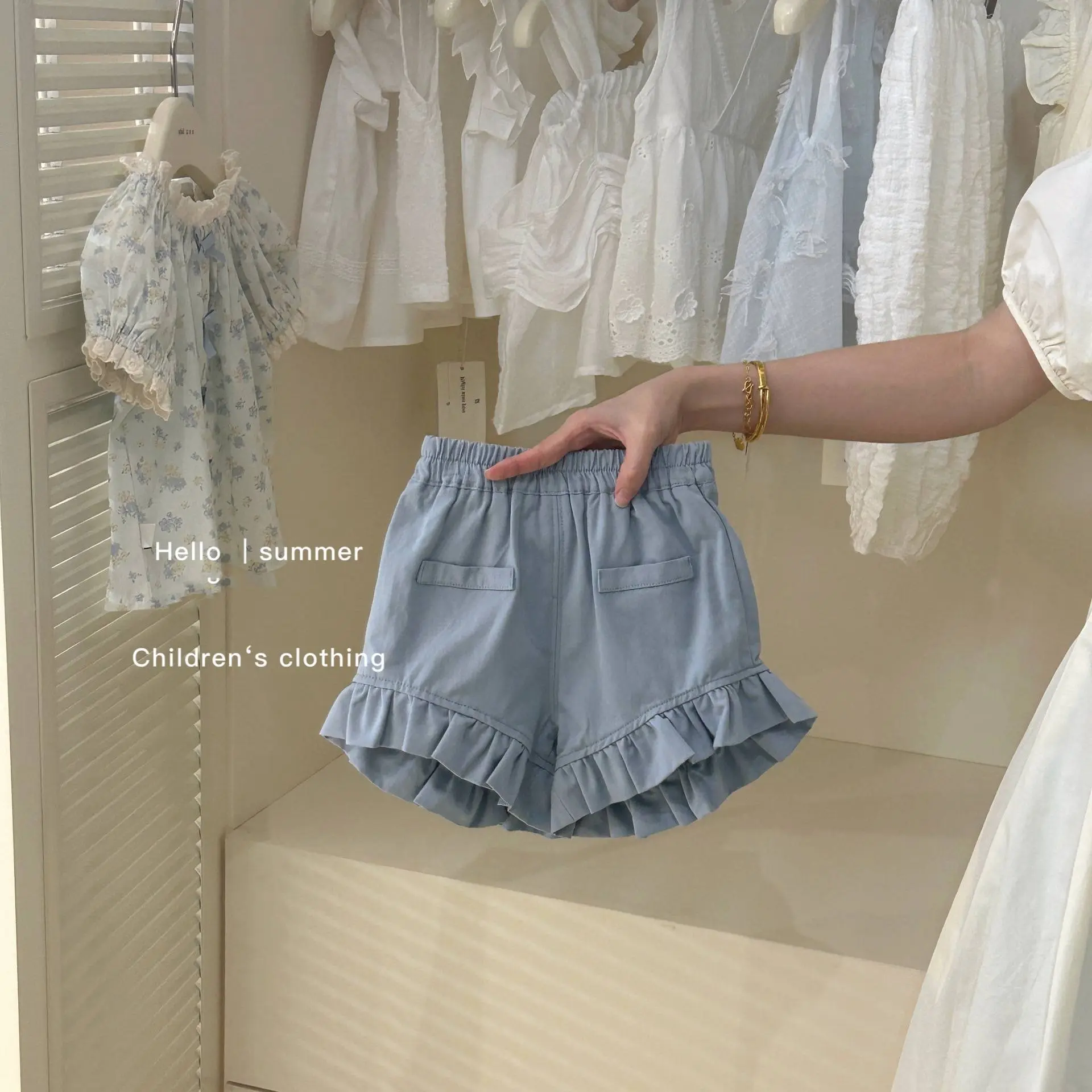 Summer Children's Floral Print Bow Lace Doll Blouse And Fashionable Shorts Two-Piece Set for Girls And Babies