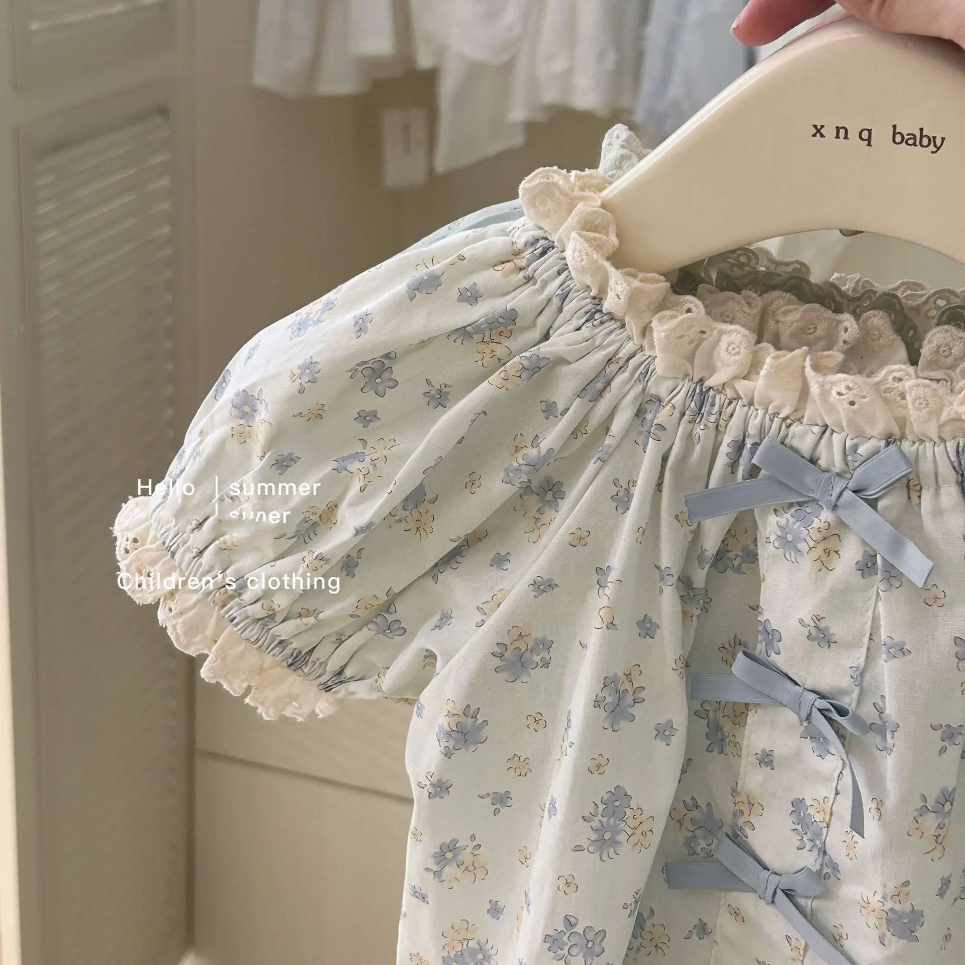 Summer Children's Floral Print Bow Lace Doll Blouse And Fashionable Shorts Two-Piece Set for Girls And Babies