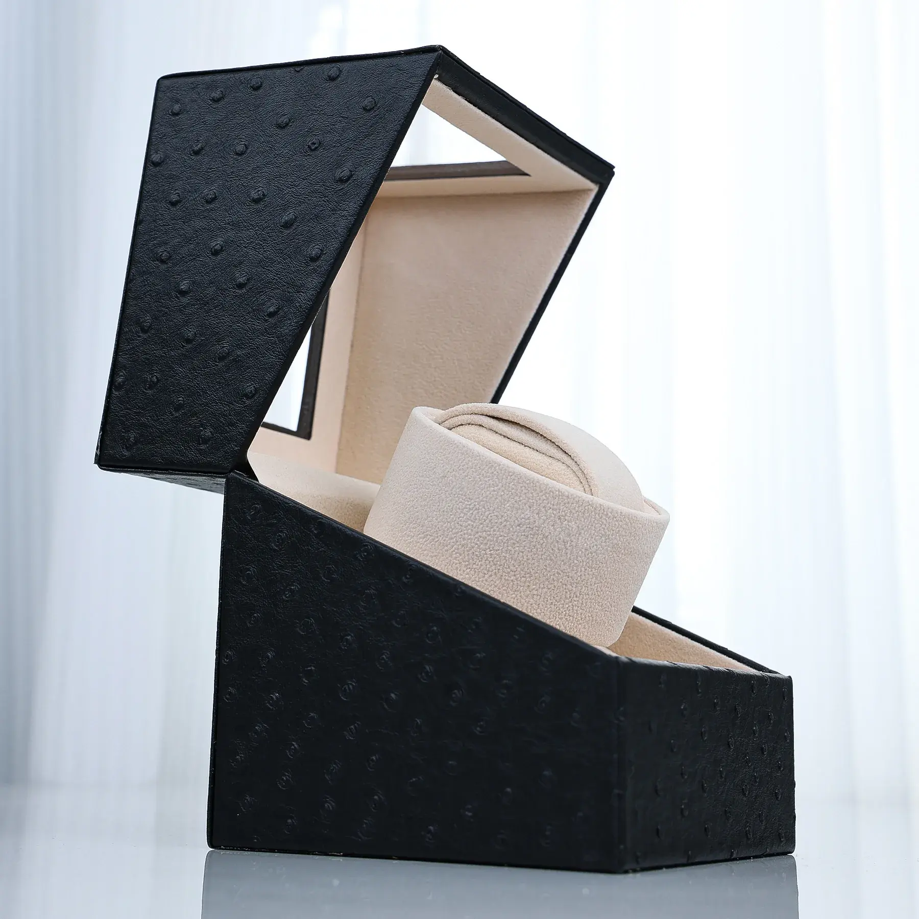 Delas Watch Winder Box Automatic Electric Motor Pu Leather Silent Anti-magnetic Mechanical Watch Shaker