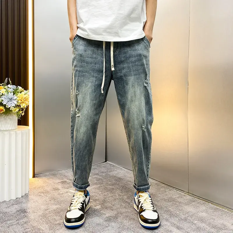 Vintage Men's Loose-fit Harem Jeans Youthful Summer Style Nine-point Hole Ripped Jeans Casual Scene Fashionable Trend