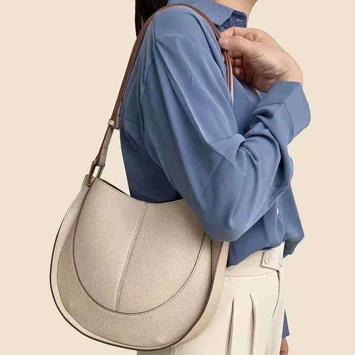 2024 New Vintage Soft Leather Design Sensibility Bag Niche Light Luxury Large Capacity Women's Shoulder Crossbody Horse Bag