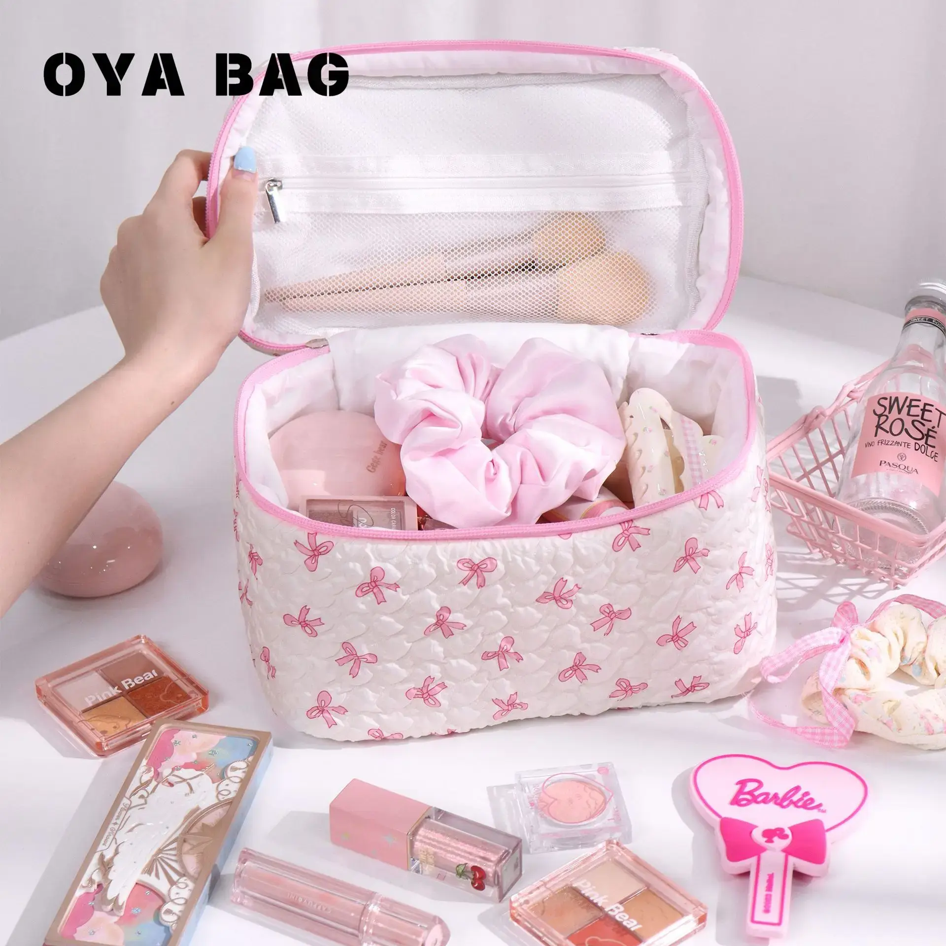 Elegant Engraved Butterfly Knot Large Capacity Makeup Bag Multifunctional Storage Pouch High Aesthetic Value High Quality