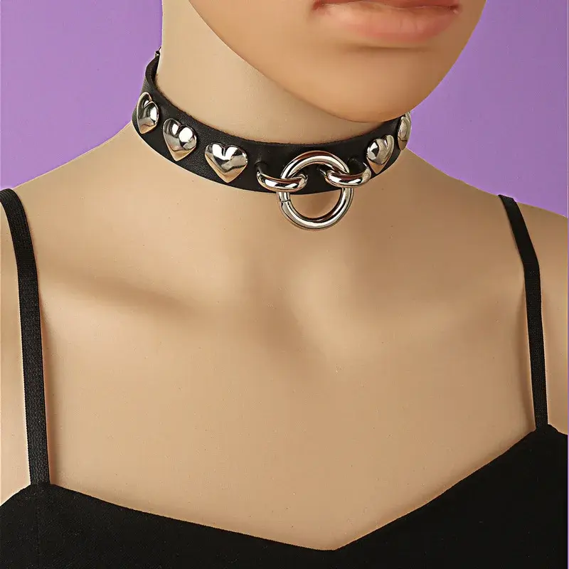 Cropped Studded Sharp Pointed Round PU Leather Necklace Sweet Punk Gothic Style Unique Heart Shaped Necklace For Men And Women