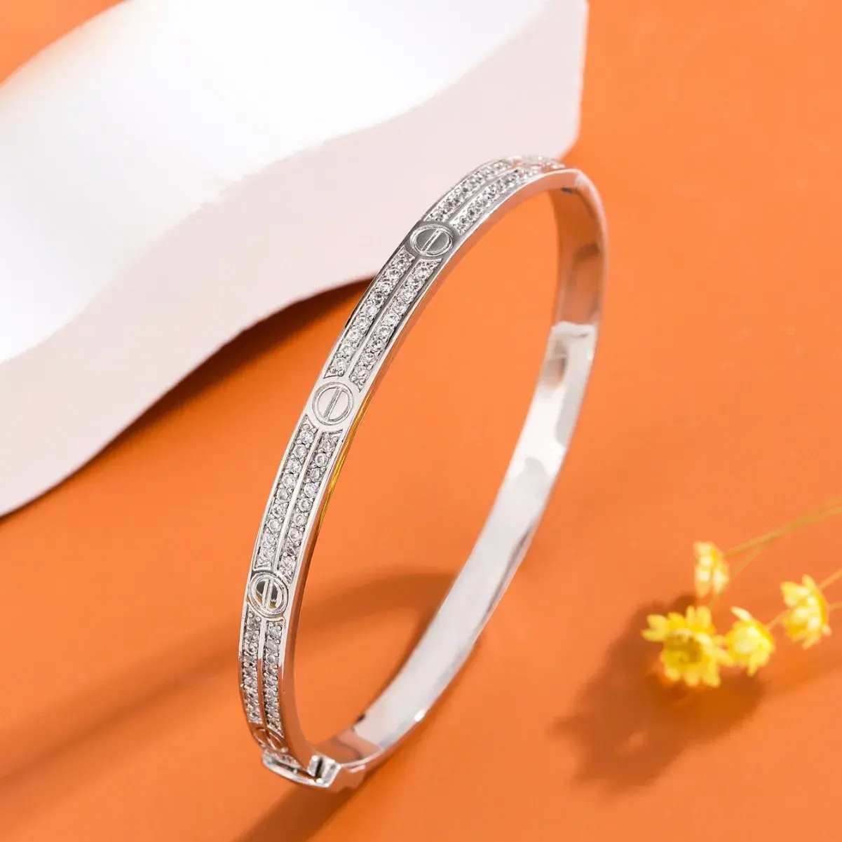 High-End FeelElegant Double Row Embellished Star Dazzling Hand Bracelet Light Luxury Openable Fashionable Jewelry