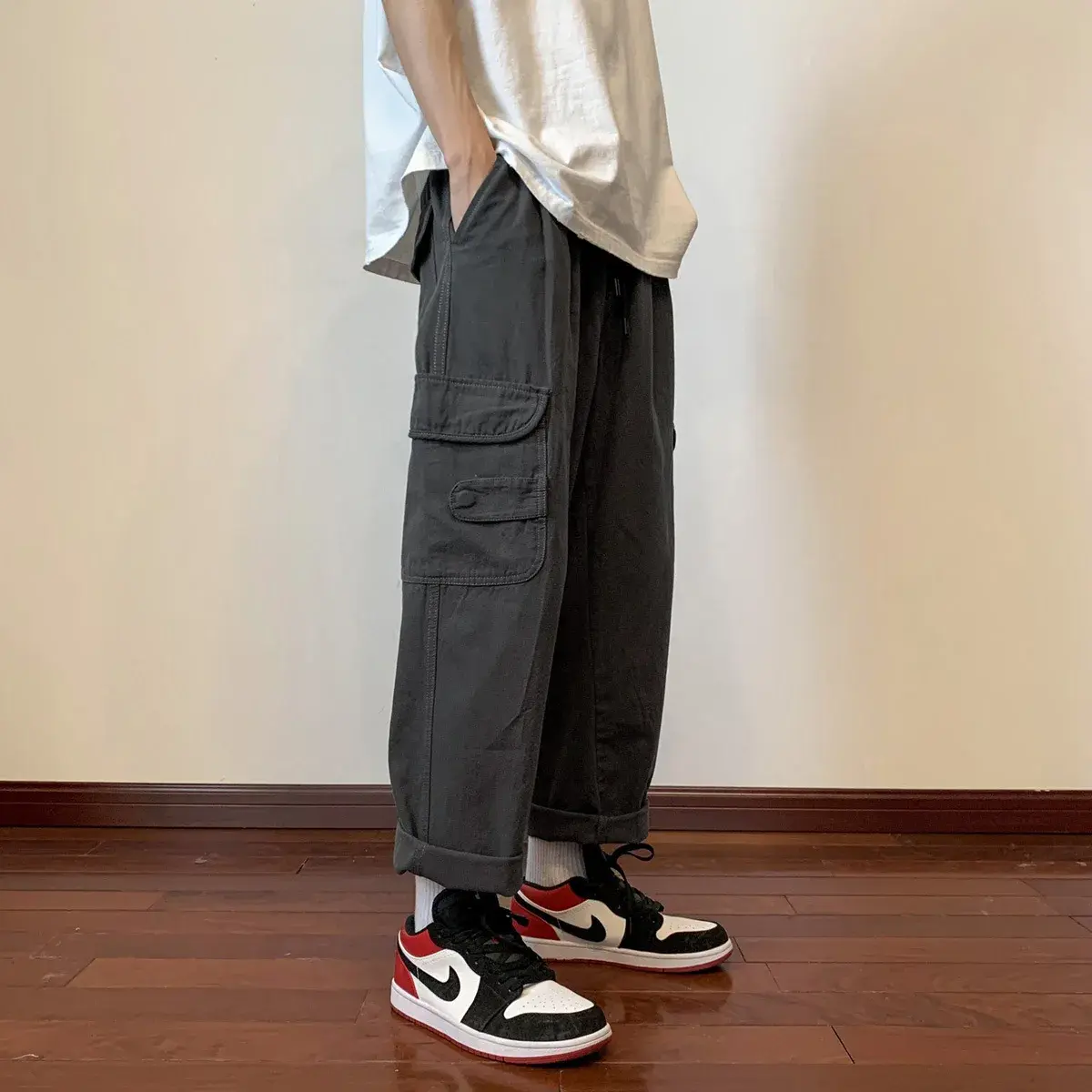 Japanese Style Loose-fit Cargo Pants Unisex New Solid Color Streetwear Simple Trendy Wide-leg Straight-leg Versatile Trousers