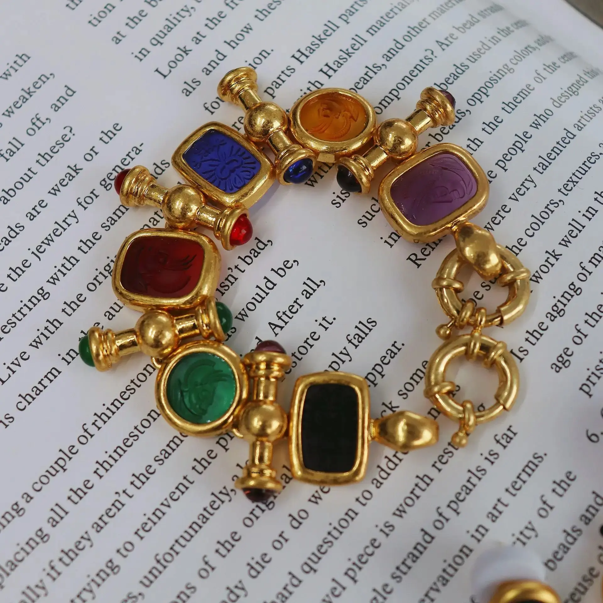 VintageVintage Jewelry Craftsmanship Ring Stylish Camellia Quartz Bracelet Wholesale Fine Jewelry Piece Vintage Artistry