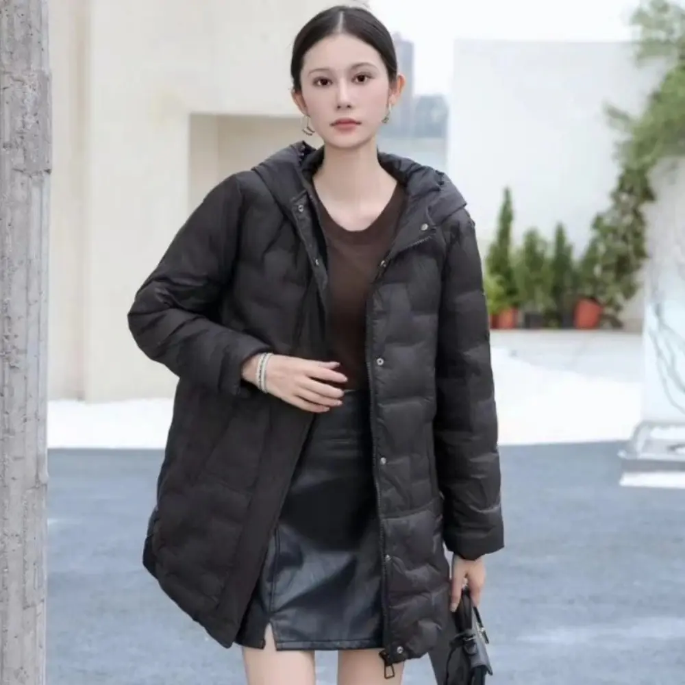 2024 New Women's Jackets Autumn and Winter Warm Down Jacket Pressed Rubber Hooded Coat Light Slim Street Women's Parka Coat