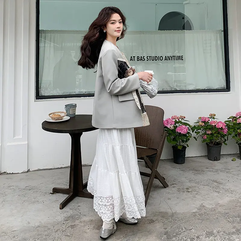 LANMREM Niche Chic Round Collar Single Breasted Women's Blazer Jacket 2025 New Korean Lace Patchwork Design Suit Coat 2DB3649