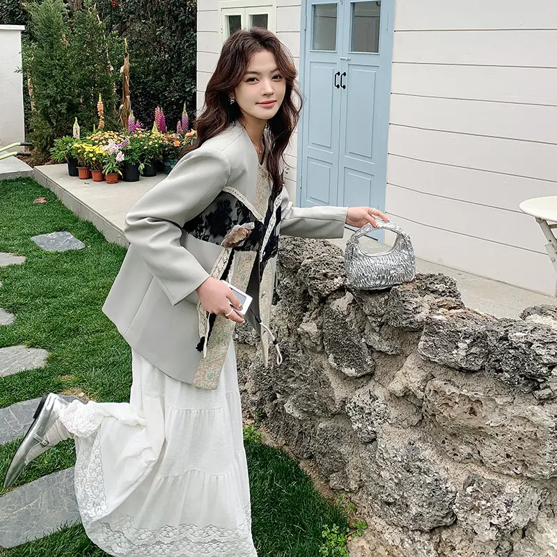 LANMREM Niche Chic Round Collar Single Breasted Women's Blazer Jacket 2025 New Korean Lace Patchwork Design Suit Coat 2DB3649