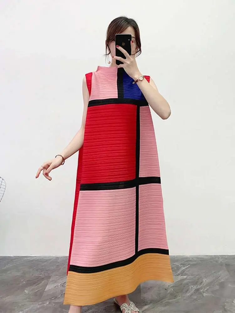 LANMREM Color Block Patchwork Pleated Dresses Famale 2025 Summer Loose Sleeveless Stand Collar Long Dress Women YJ237