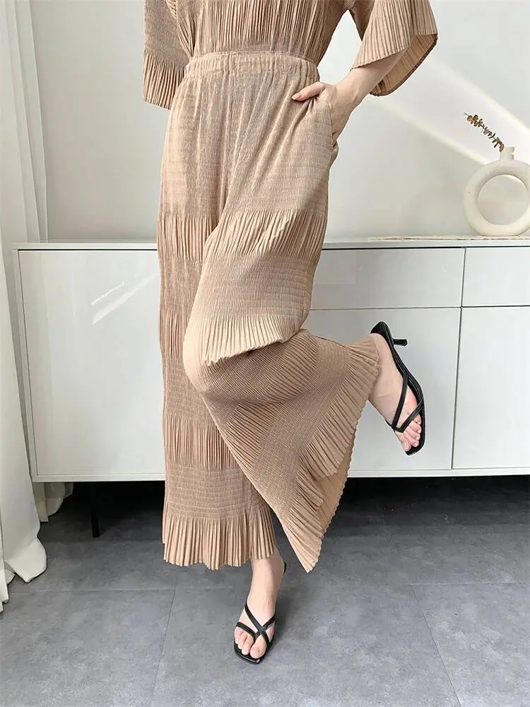 LANMREM High-end Women's Pleated Two Piece Set Summer Chic New O-neck Half Sleeve T-shirt + Wide Leg Straight Pants New 2DB3522