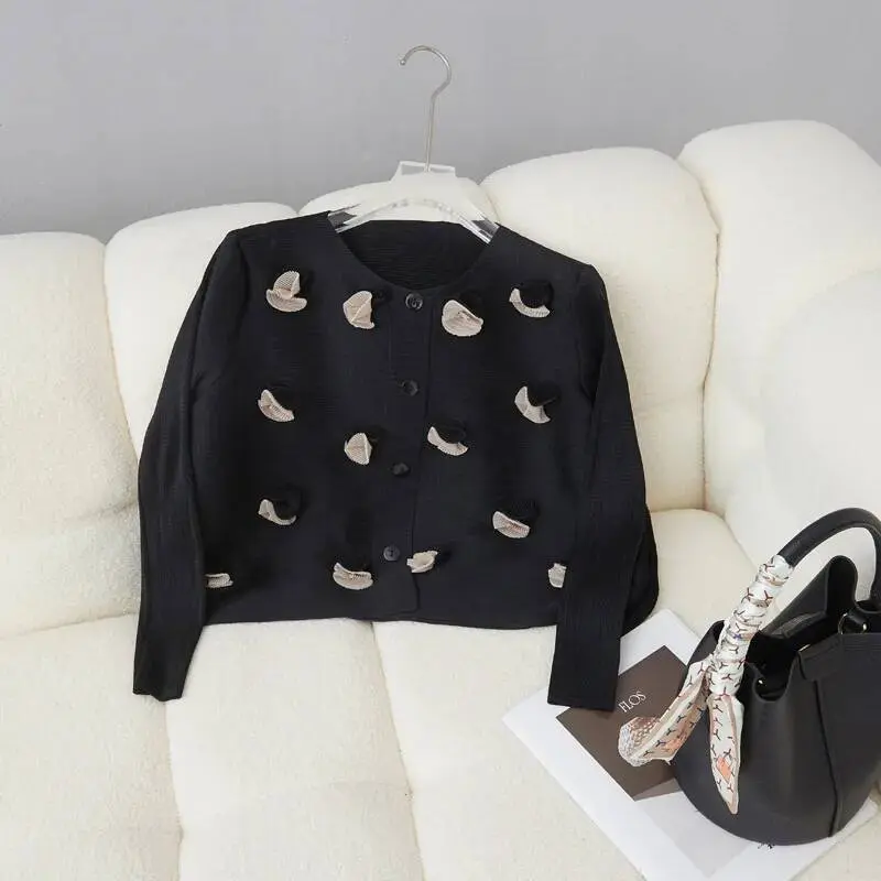 LANMREM New Pleated Floral Patchwork Cardigan Top For Women Autumn Niche Design Elastic Lightweight Single Breatd Shirt 2DB3910
