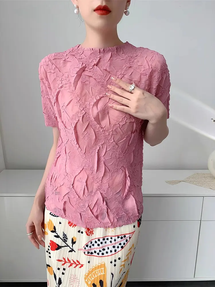 LANMREM Embroidered Summer Pleated Women's T-shirt Ealstic Casual Short Sleeved Pullover Tops Niche Design Elegant Tee 2DB3362