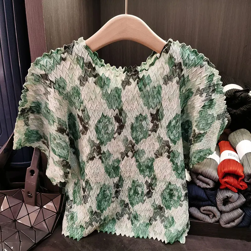 LANMREM High Qualtiy Niche Design Round Neck Printed Women's Pullover Top New Summer Casual Bat Sleeve Pleated T-shirt 2DB3302