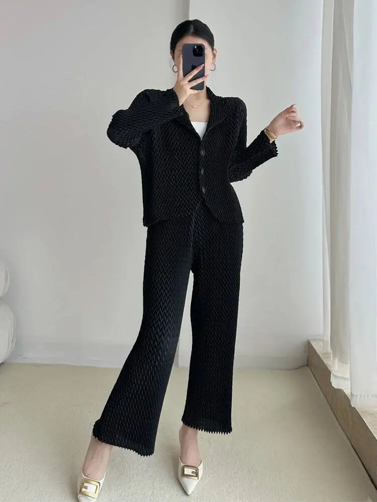 LANMREM 2025 New High Elastic Pleated Women's Two Pieces Set Single Breasted Short Suit And Wide Leg Straight Leg Pants 2DB3611