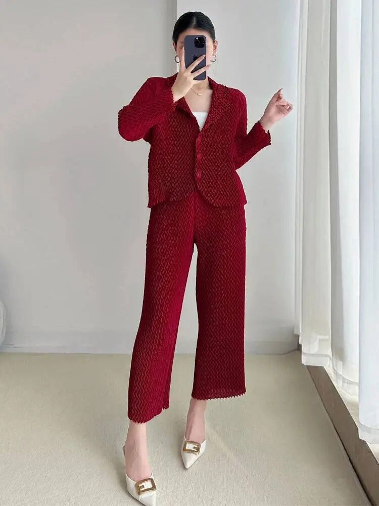 LANMREM 2025 New High Elastic Pleated Women's Two Pieces Set Single Breasted Short Suit And Wide Leg Straight Leg Pants 2DB3611