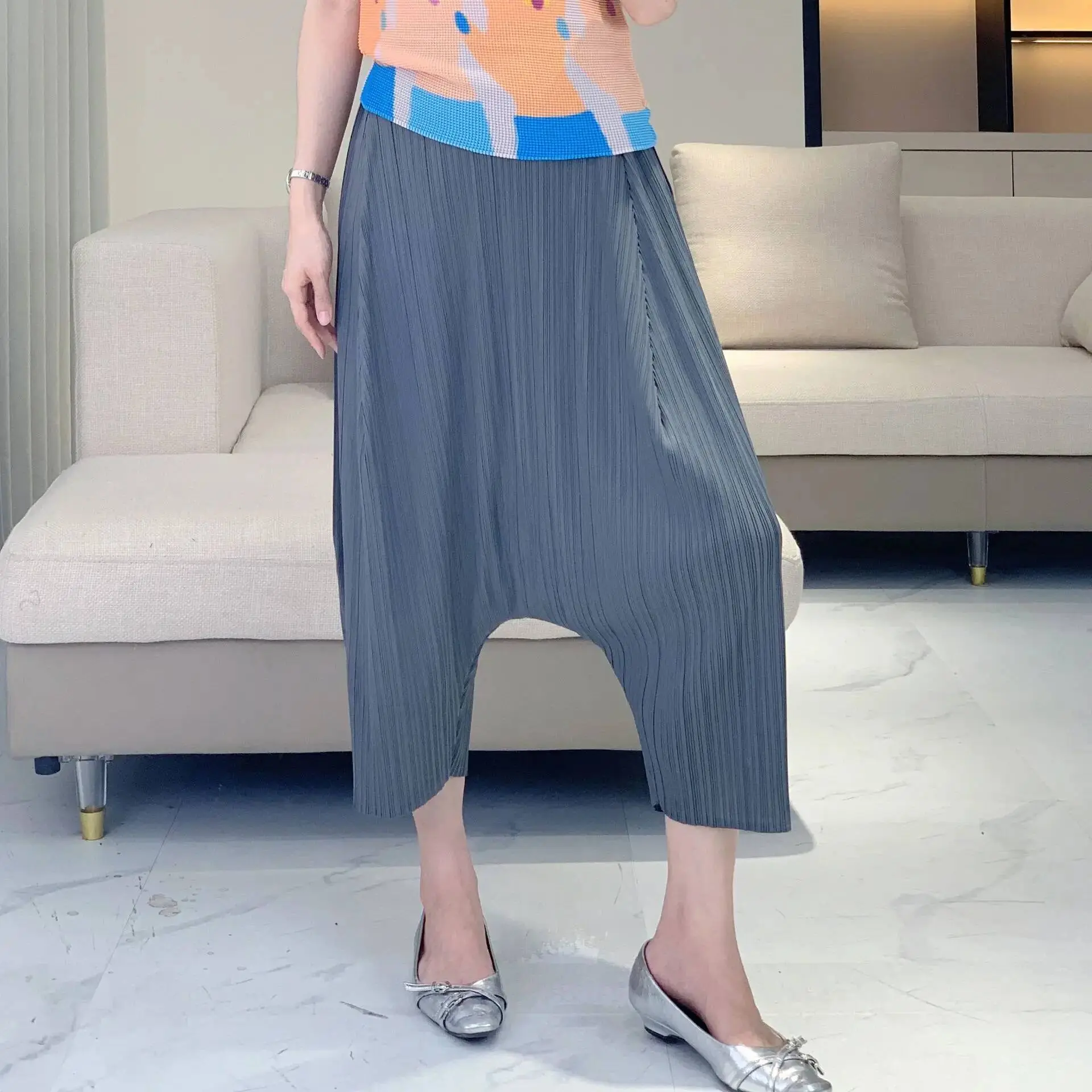 LANMREM Nniche Chic Suspender Harem Pants Women's 2025 New Casual Loose Trousers Pleated Elastic Waist Ankle-length Pants DB4050