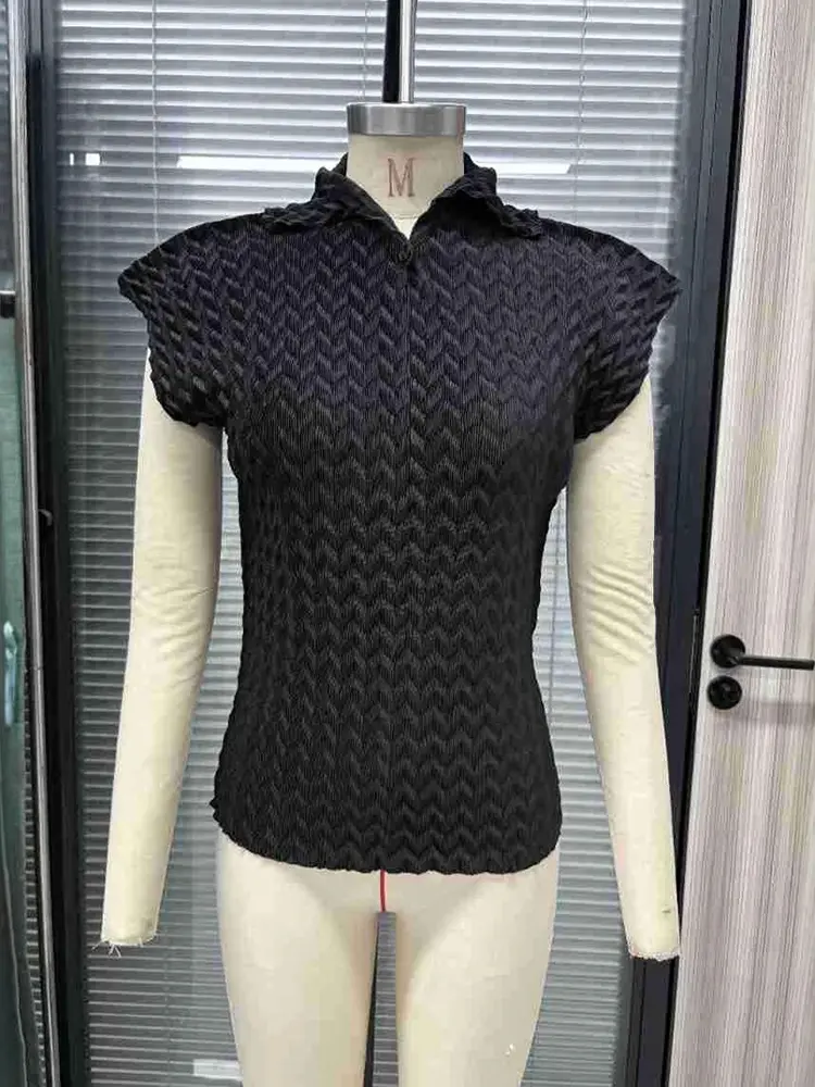 LANMREM Pleated Short Sleeved Women's T-shirt 2025 Summer New Fashion Casual Versatile Slim Fit Lapel Pullover Top Chic 2DB2941