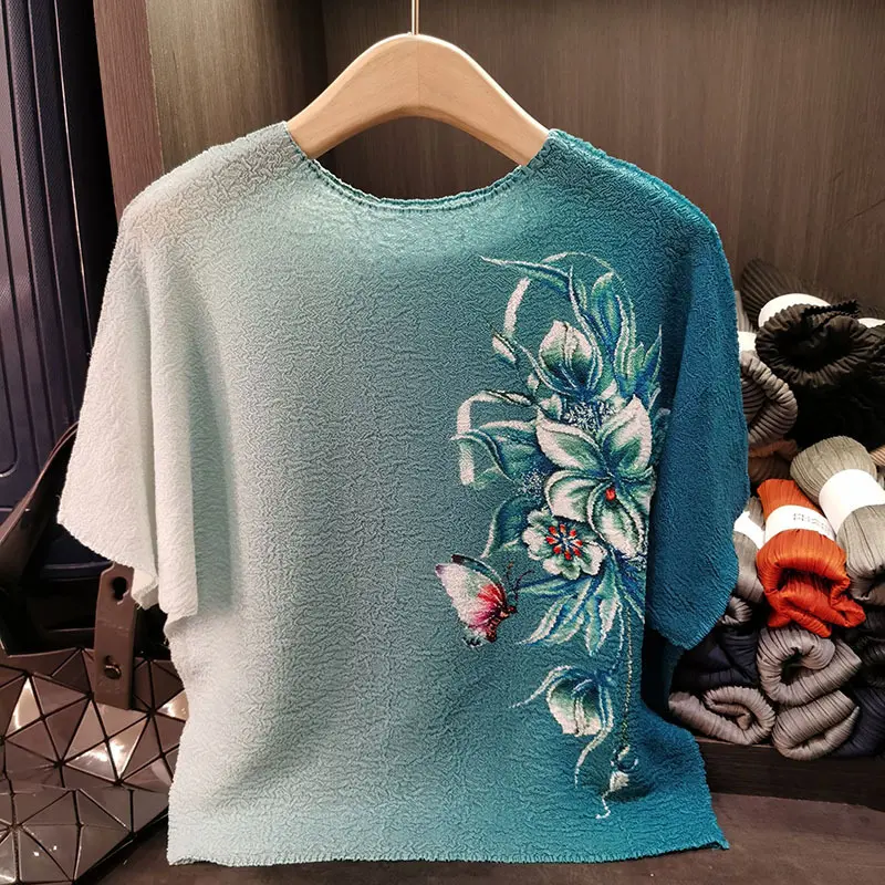 LANMREM Niche Design Ink Gradient Printing Women's T-shirts Summer 2025 New Round Neck Temperament Loose Pleated Tops 2DB3169