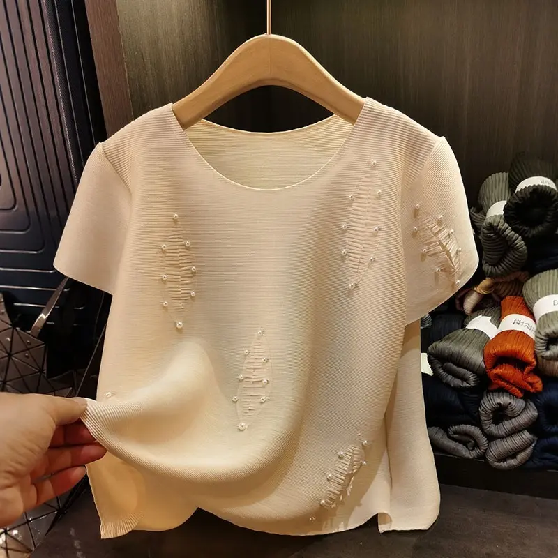 LANMREM Summer Beading Design Pleated T-shirt Women's 2025 New Casual Temperament Short Sleeve Round Collar Pullover Top 2DB3224