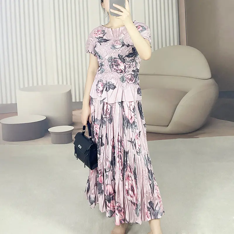 LANMREM Niche Elastic Slim Women's Pleated Printting Two Pieces Set Short Sleeve T-shirt And High Waist Skirt 2025 New  2DB3638