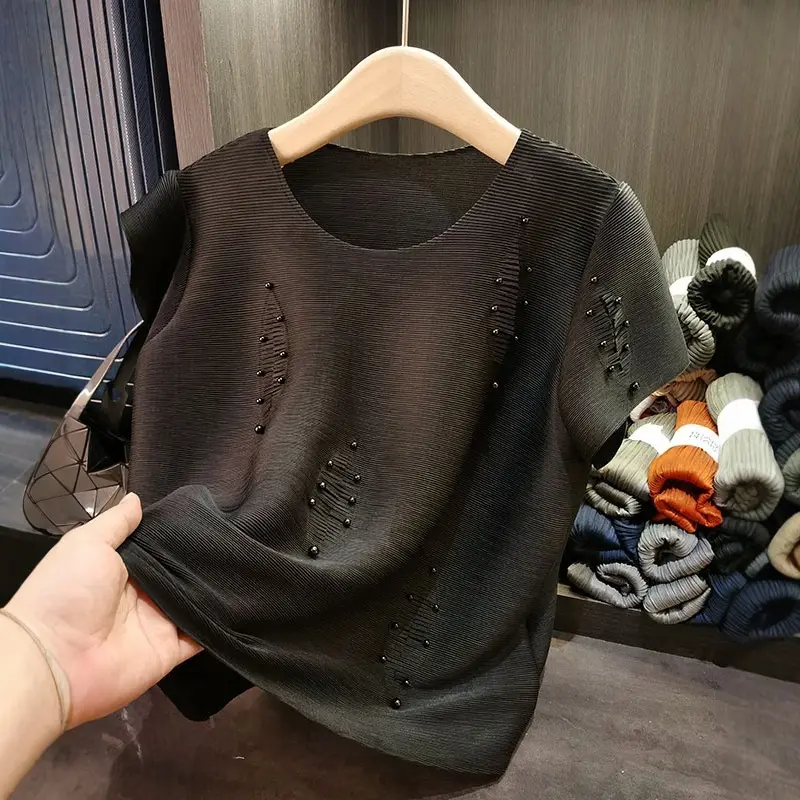 LANMREM Summer Beading Design Pleated T-shirt Women's 2025 New Casual Temperament Short Sleeve Round Collar Pullover Top 2DB3224