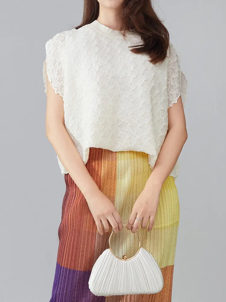 LANMREM High End Temperament Pleated Texture Apricot T-shirt Women Summer 2025 New Hollowed Out Short Sleeve Elegant Top 2DB3235