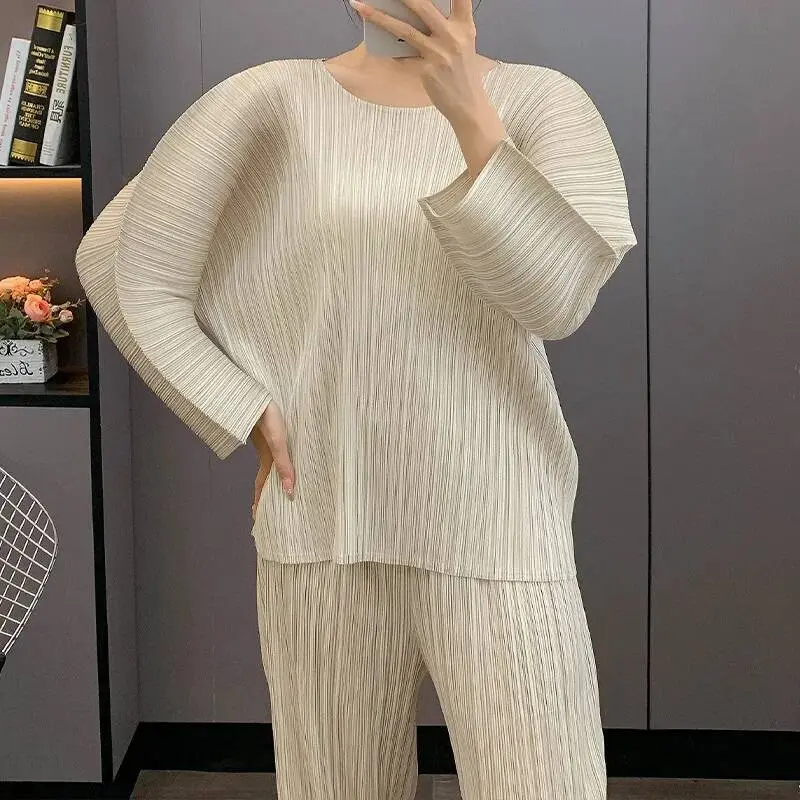 LANMREM Pleated Women's Two Pieces Set Chic New Versatile O-neck Long Sleeve Pullover Top + Elastic Waist Slim Pants 2DB3620
