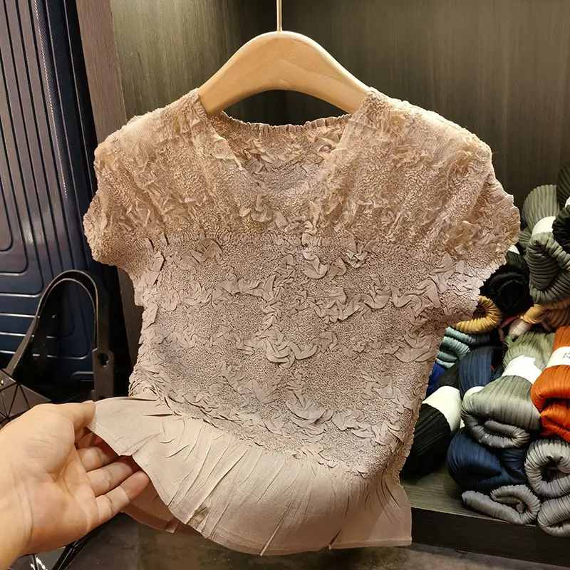 LANMREM Summer Splicing Embossed Pleated Top For Women Temperament Elastic Slim Round Collar Short Sleeve Pullover Tops 2DB3324