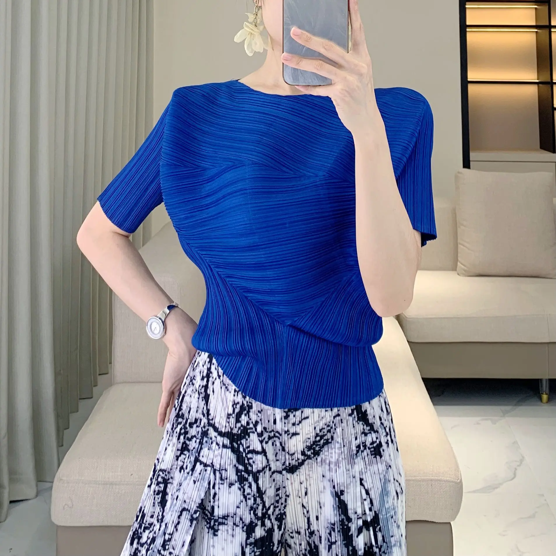 LANMREM Pleated Irregular Short Sleeve Chic Women's T-shirt Versatile Elegant Elastic Slim Casual Summer Pullover Tops 2DB4201