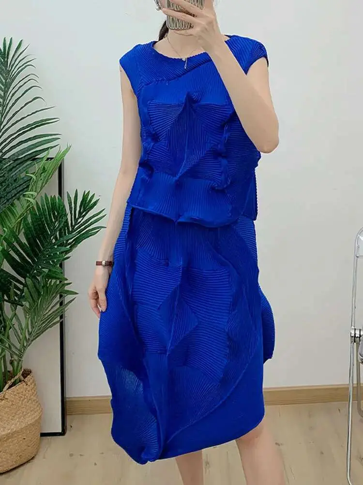 LANMREM Pleated Set Women's Irregular Handmade Tank Top+fold Skirt Two Piece Sets Female Fashion Clothes 2023 Summer New 2DA1335