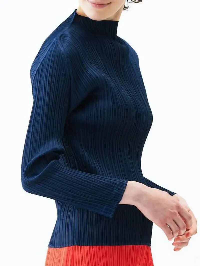 LANMREM 2025 New Long Sleeved Women's Pleated T-shirt Base Solid Color Stand Collar Slim Fit Long Pullover Tops Chic 2DB2996